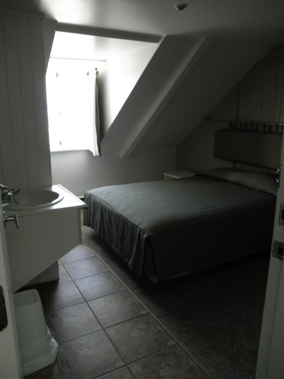 Auberge St-Louis Québec Rom bilde